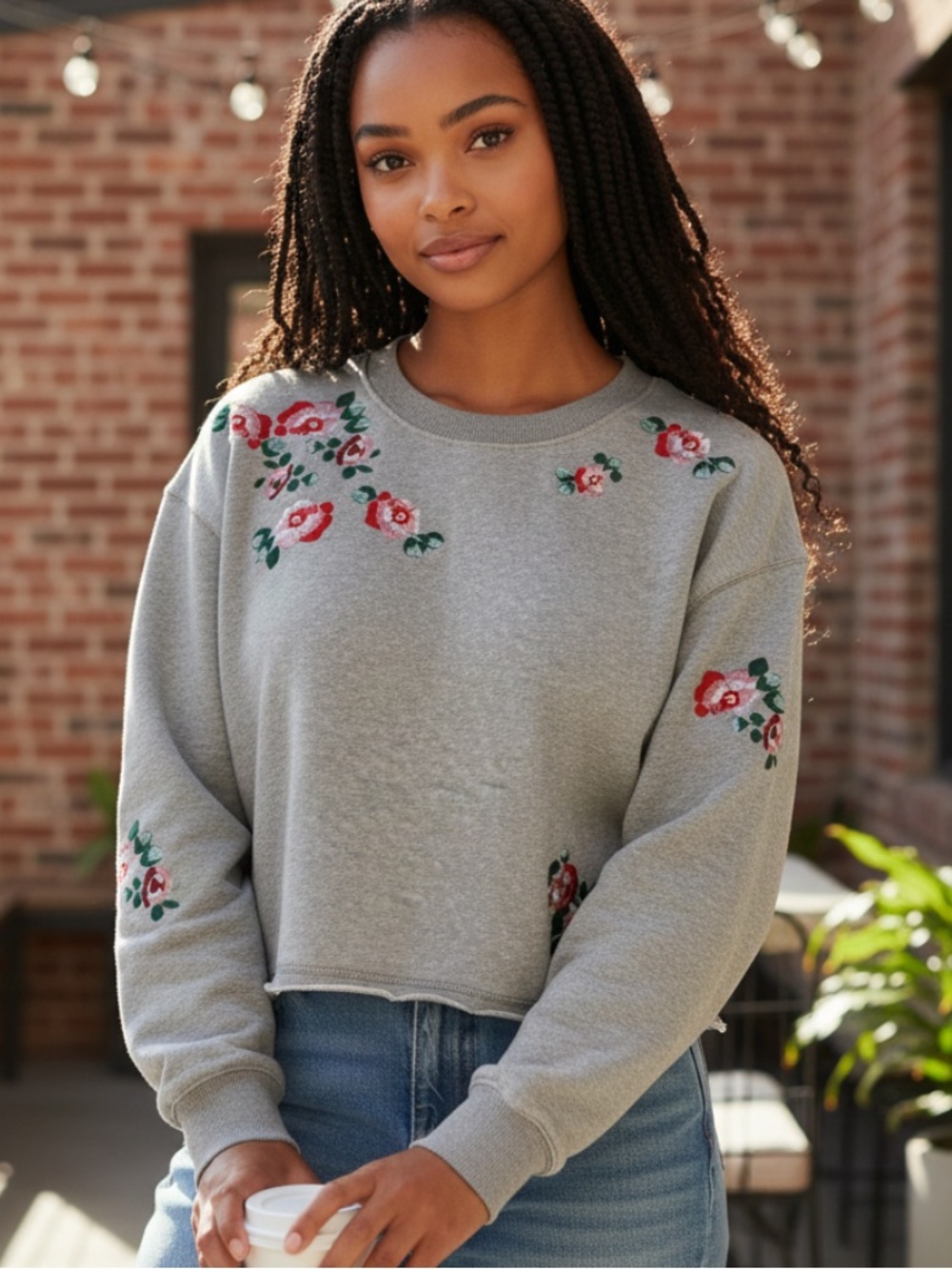 Women's Gray Floral Embroidered Crewneck Sweatshirt